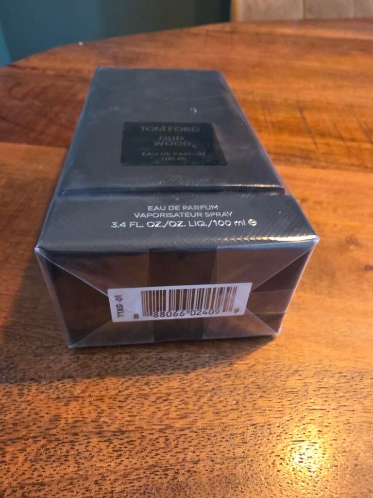 Tom Ford Oud Wood Eau de Parfum 100ml Nieuw in doos, Sieraden, Tassen en Uiterlijk, Uiterlijk | Parfum, Ophalen of Verzenden, Nieuw