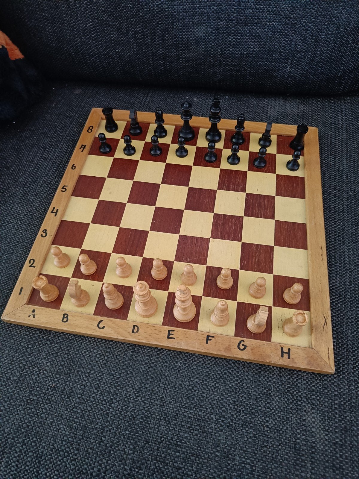 Homas Houten Schaakbord met Houten Stukken, Ophalen of Verzenden, Gebruikt, Schaken