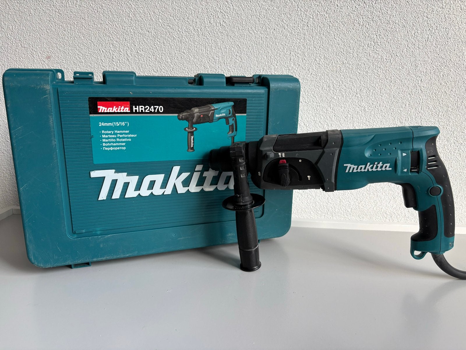 Makita HR2470 Combihamer SDS-Plus 780W + Originele Koffer, 600 watt of meer, Boor- en/of Breekhamer, Ophalen of Verzenden, Zo goed als nieuw