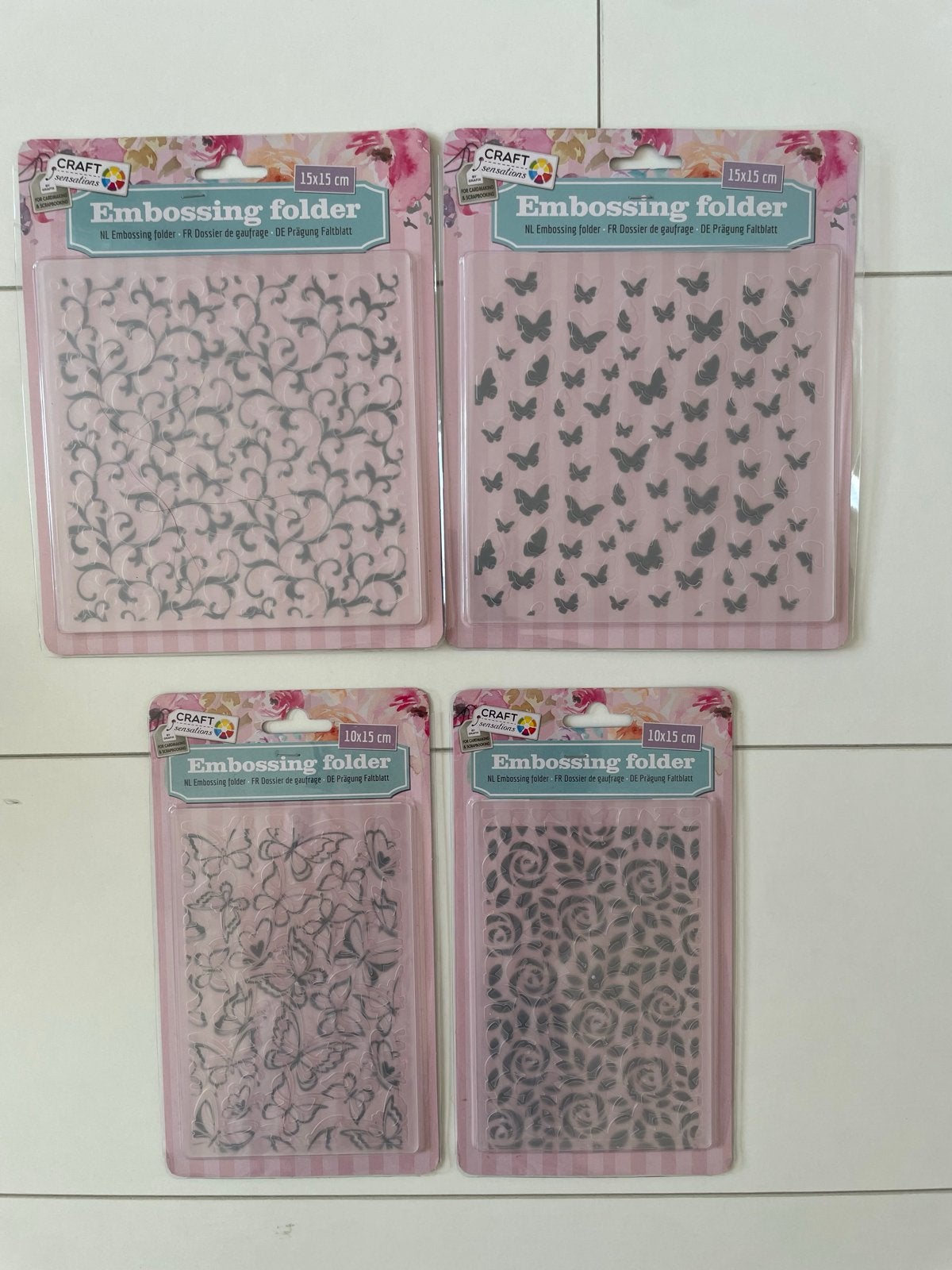 4 Embossing Folders Craft Sensations vlinders rozen, Nieuw, Kunststof, Overige merken, Transparant