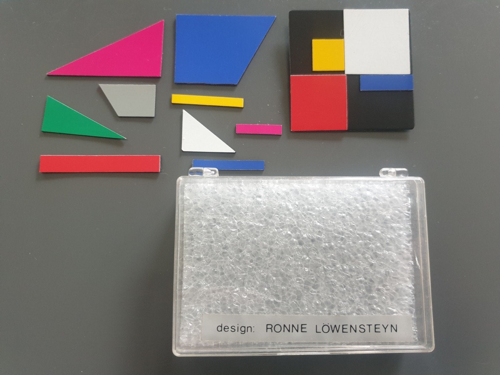 design broche 1985 'Magnetic Pin Ronne Löwensteyn, Ophalen of Verzenden, Overige materialen