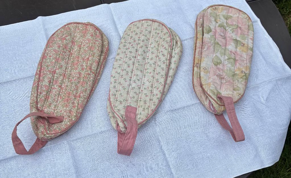 Schoenenetui vintage 3 stuks bloemetjesmotief, Sieraden, Tassen en Uiterlijk, Toilettassen, Zo goed als nieuw, Dame, Roze, Ophalen of Verzenden