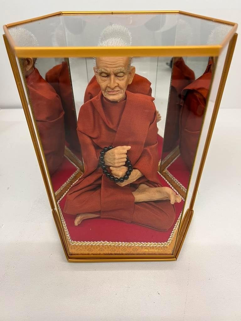 Monnik Thailand levens echt in vitrine