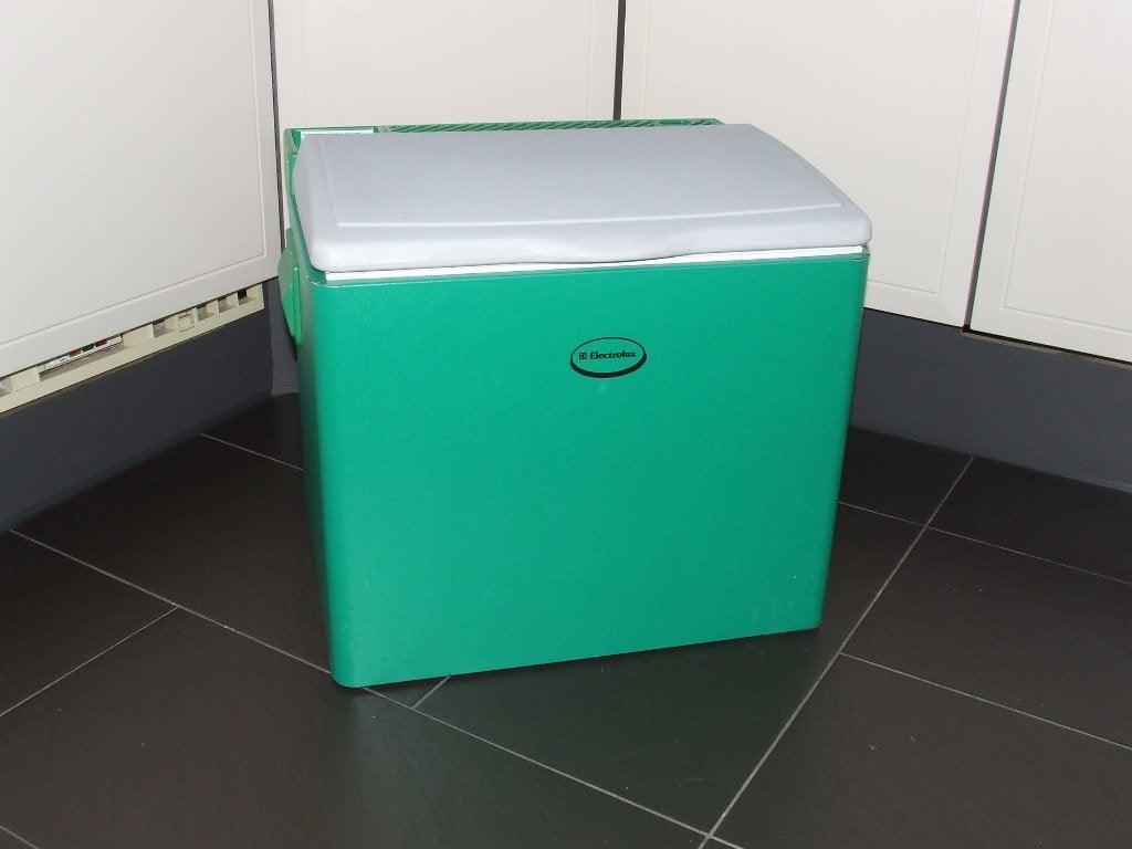 *** ELECTROLUX KOELBOX INH. 33. LTR. ***, Ophalen, Zo goed als nieuw