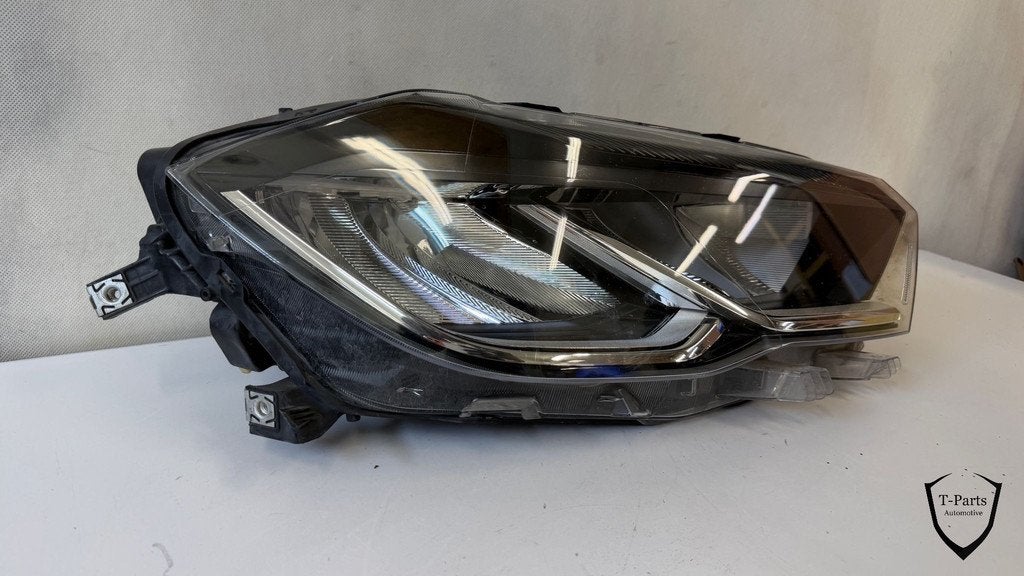 volkswagen polo 2g rechts koplamp 2g1941006d LED (X), Gebruikt, Volkswagen, Volkswagen AG, Berliner Ring 2
38440  Wolfsburg, DE