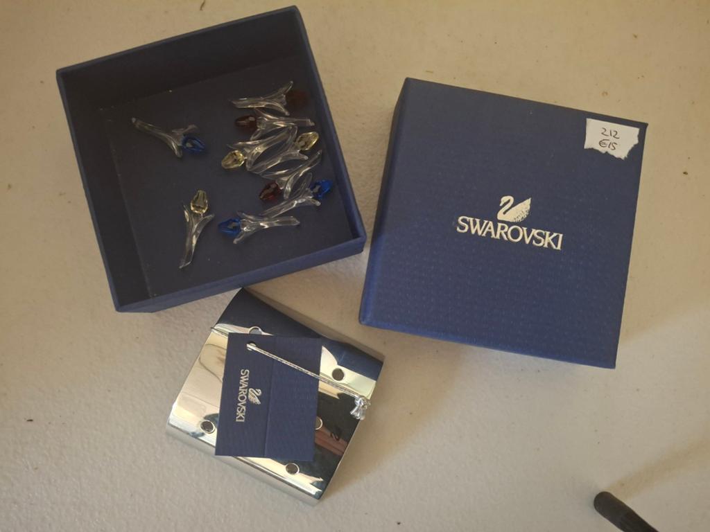 Swarovski Staander met tulpen in doos, Verzamelen, Swarovski, Ophalen of Verzenden, Nieuw, Figuurtje
