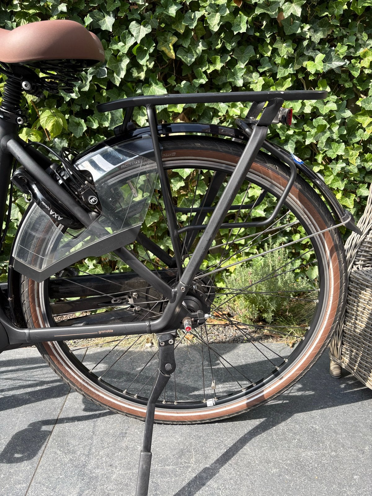 Foto 12 van Nieuwstaat! Gazelle Grenoble C8 HMB E-bike platin accu 500wh