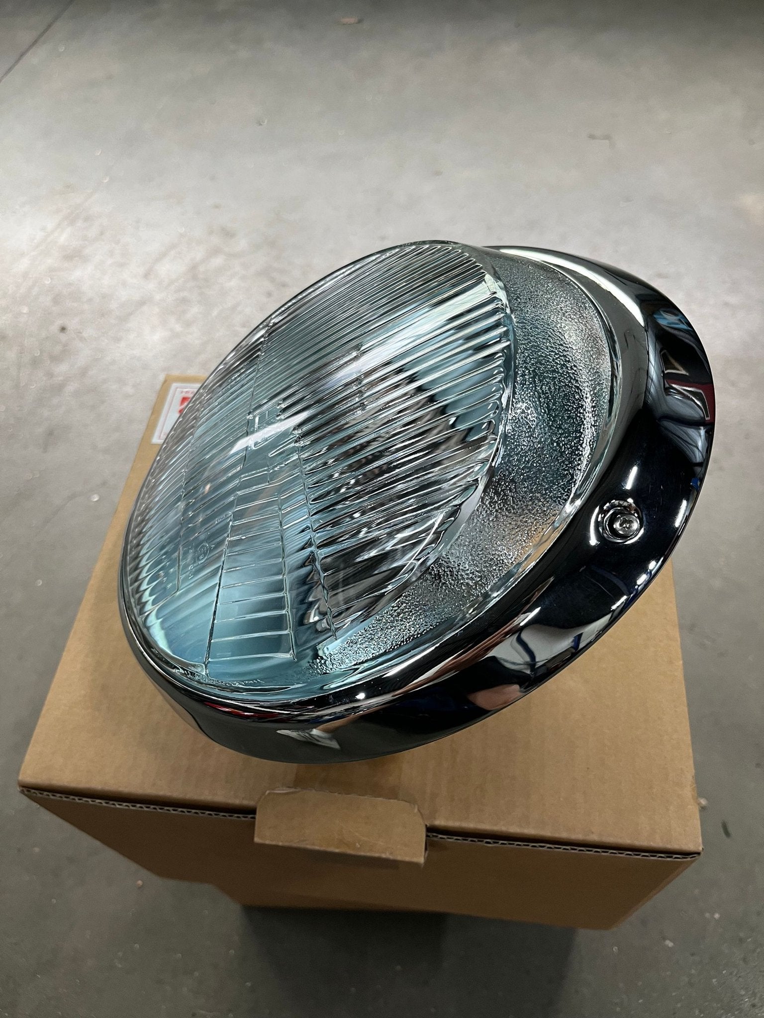 Porsche 911 koplamp met Chrome rand, -, -, Porsche, Nieuw
