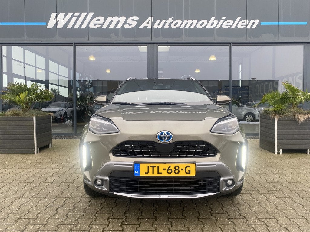 Toyota Yaris Cross 1.5 Hybrid Adventure Panoramadak, Head up, Stof, Gebruikt, Met garantie (alle), 116 pk