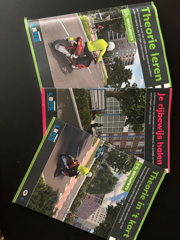 Theorie boek bromfiets, Boeken, Ophalen of Verzenden, Alpha, Nieuw, Niet van toepassing