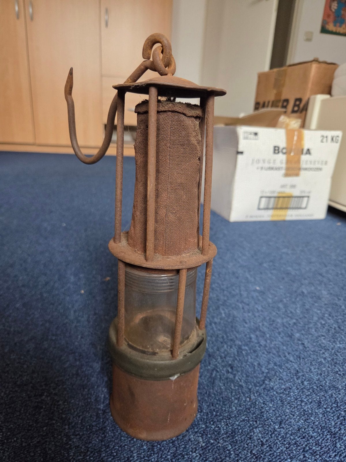 Antieke mijnwerkerslamp - roestig en authentiek, Antiek en Kunst, Ophalen