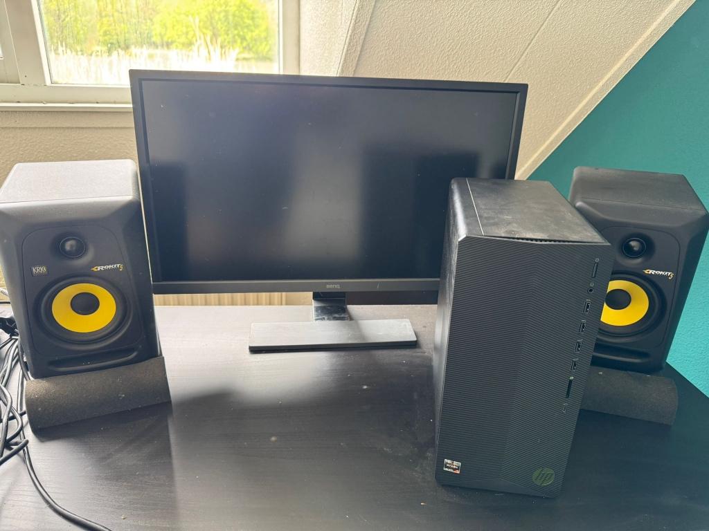 HP Pavilion Gaming TG01-2960nd, BenQ 4K monitor, Computers en Software, Windows Laptops, Ophalen, Met videokaart, Qwerty, 1512 GB