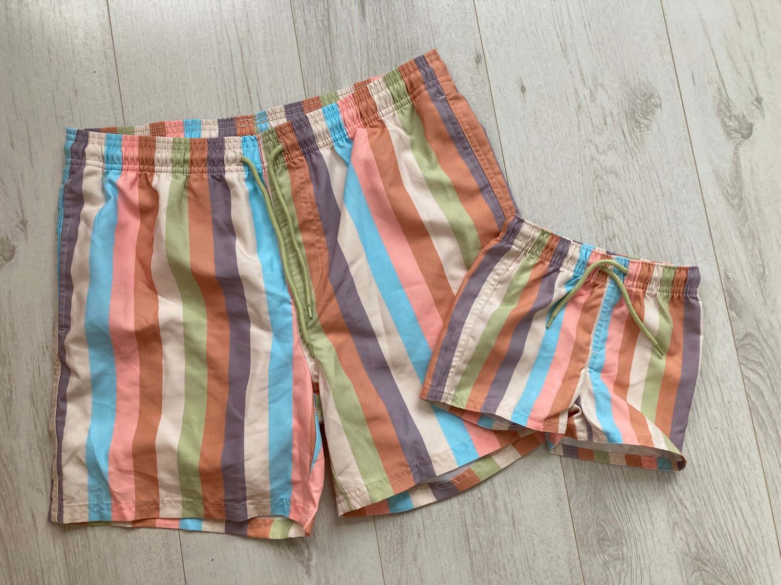 Vader-zoon zwembroek maat S en 74, Ophalen of Verzenden, Maat 46 (S) of kleiner, Meerkleurig, Zwemshort