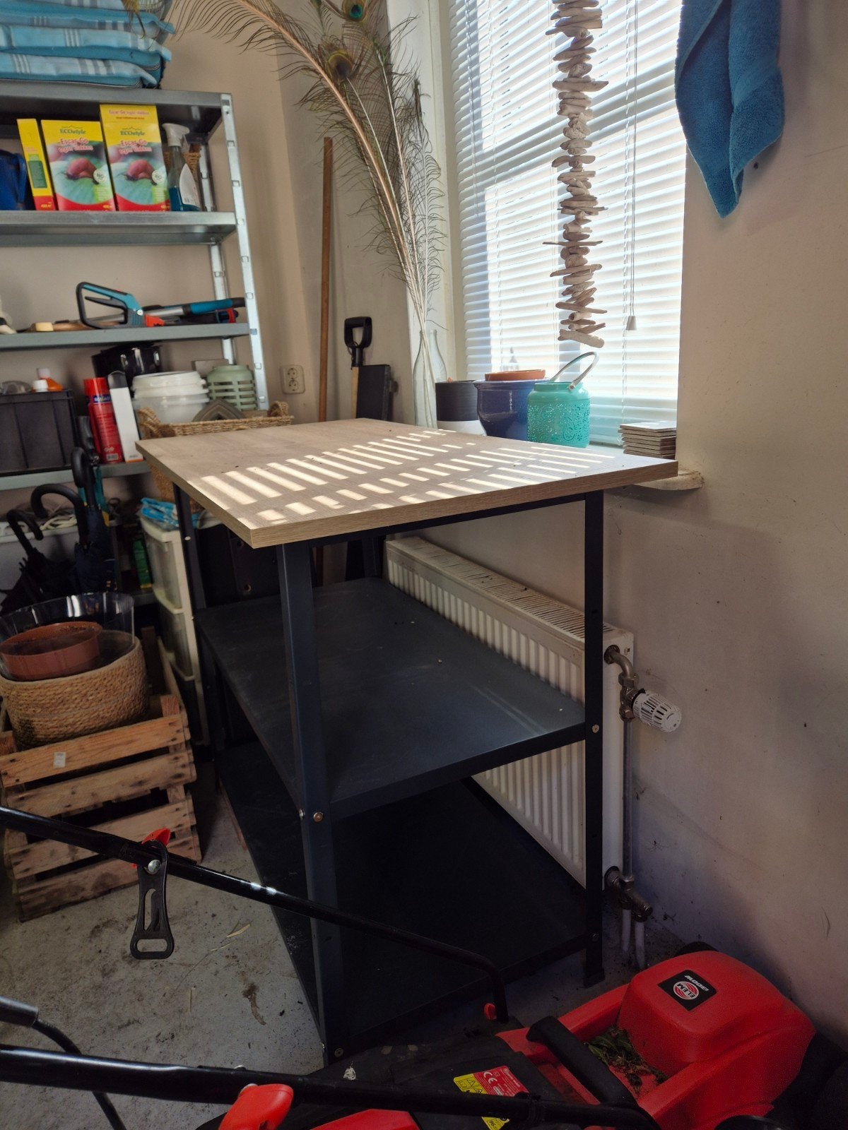 Werkbank / werktafel met 2 planken, Gebruikt, 50 tot 100 cm, 100 tot 150 cm, Industrieel, Functioneel