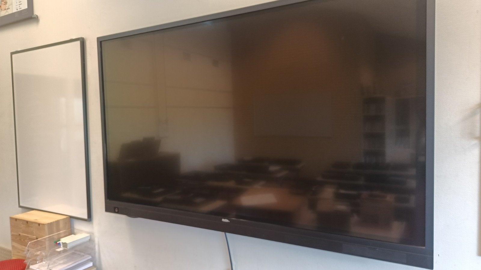 Newline VN Interactief Digibord 75 Inch 4K Utra HD, Ophalen, Gebruikt, Digiboard