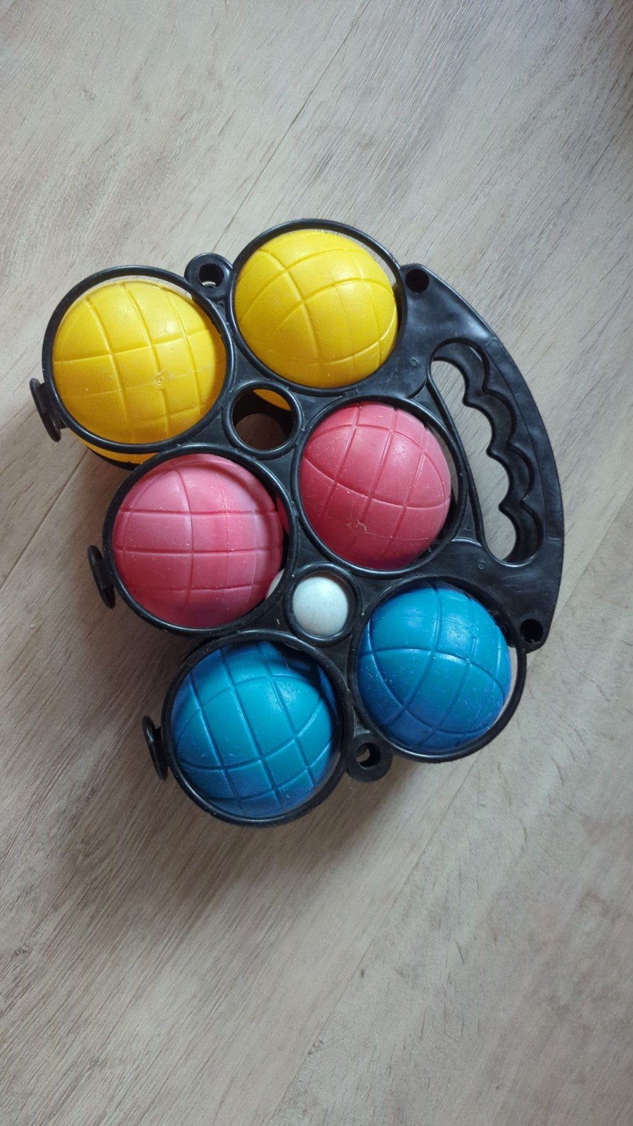 Jeu de boules lichtgewicht, Ophalen