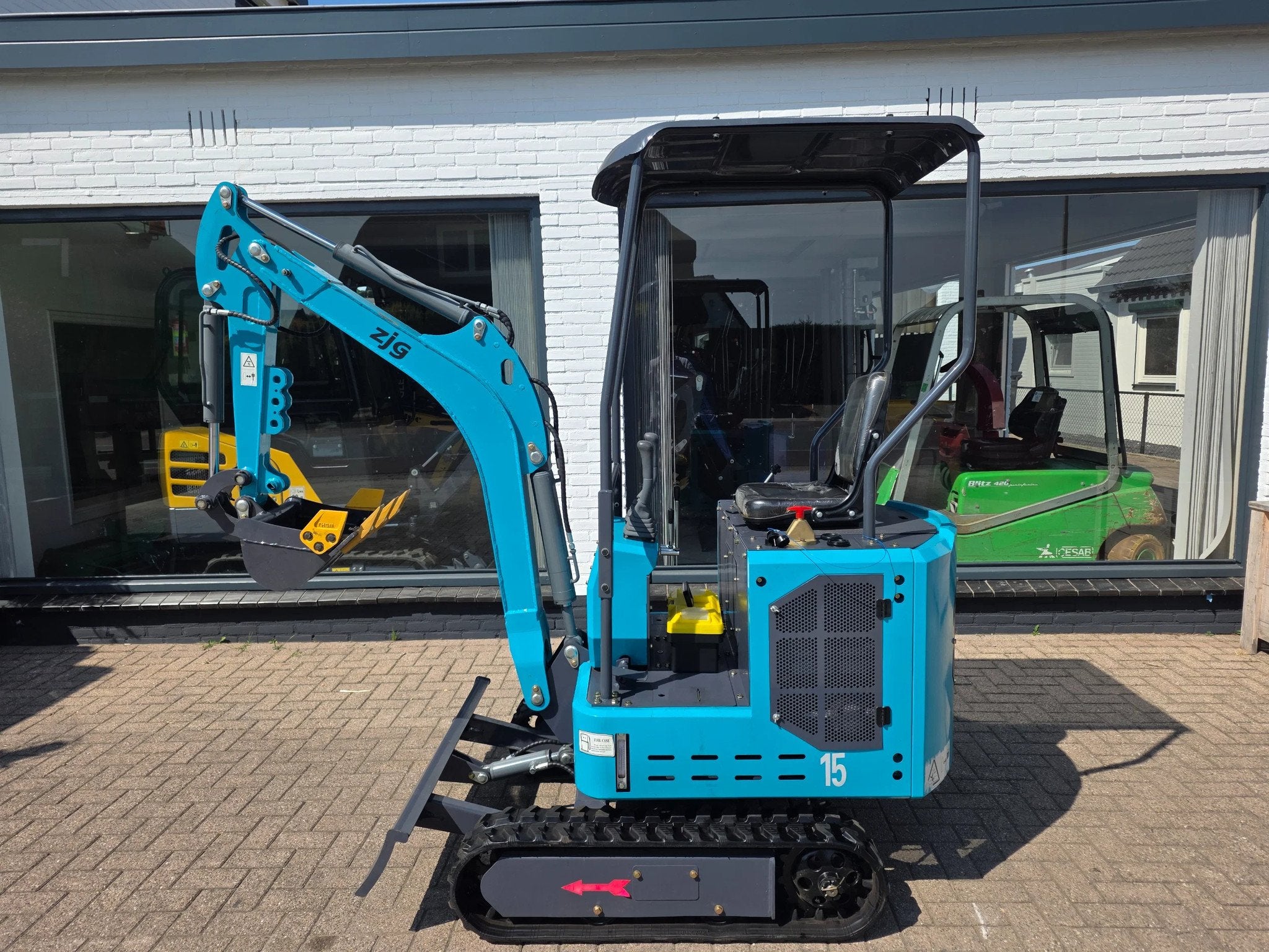 Yanmar Zig 3 cilinder diesel 1500 kg graafmachine minigraver, Graafmachine
