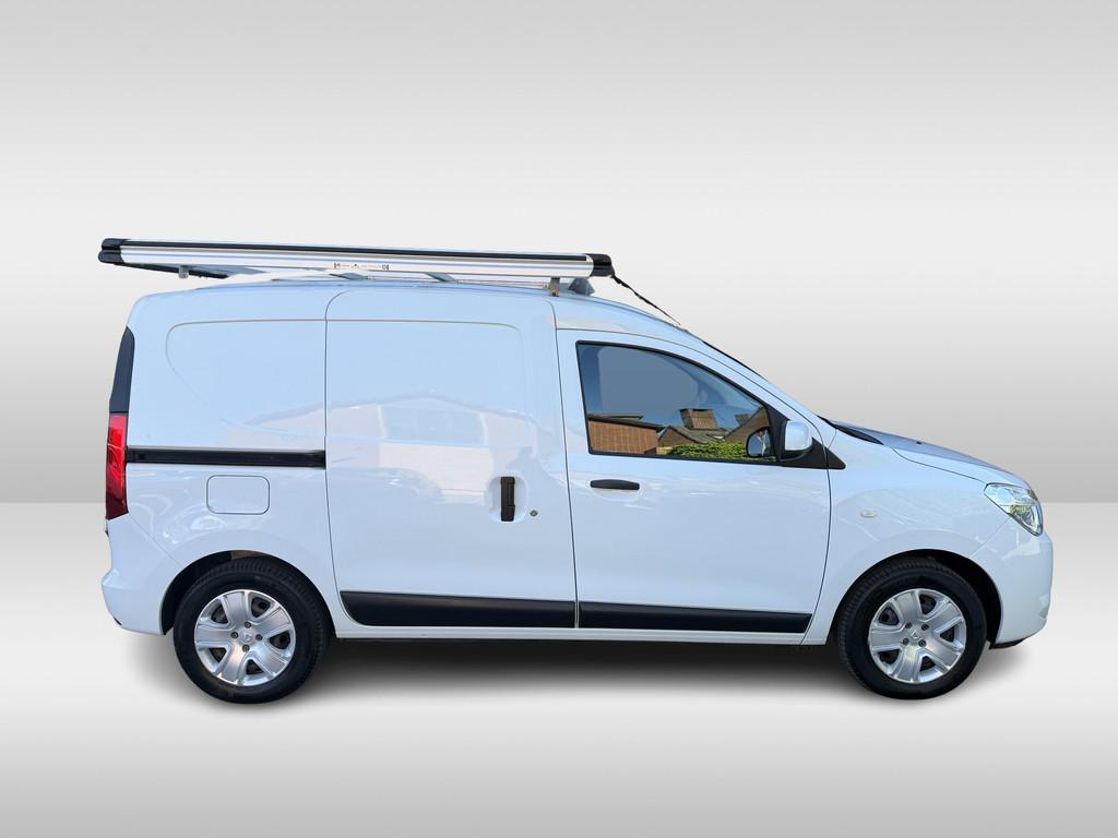 Dacia Dokker 1.5 dCi 90 Solid | navigatie | Nette bedrijfsbu, Stof, Gebruikt, Euro 6, 4 cilinders