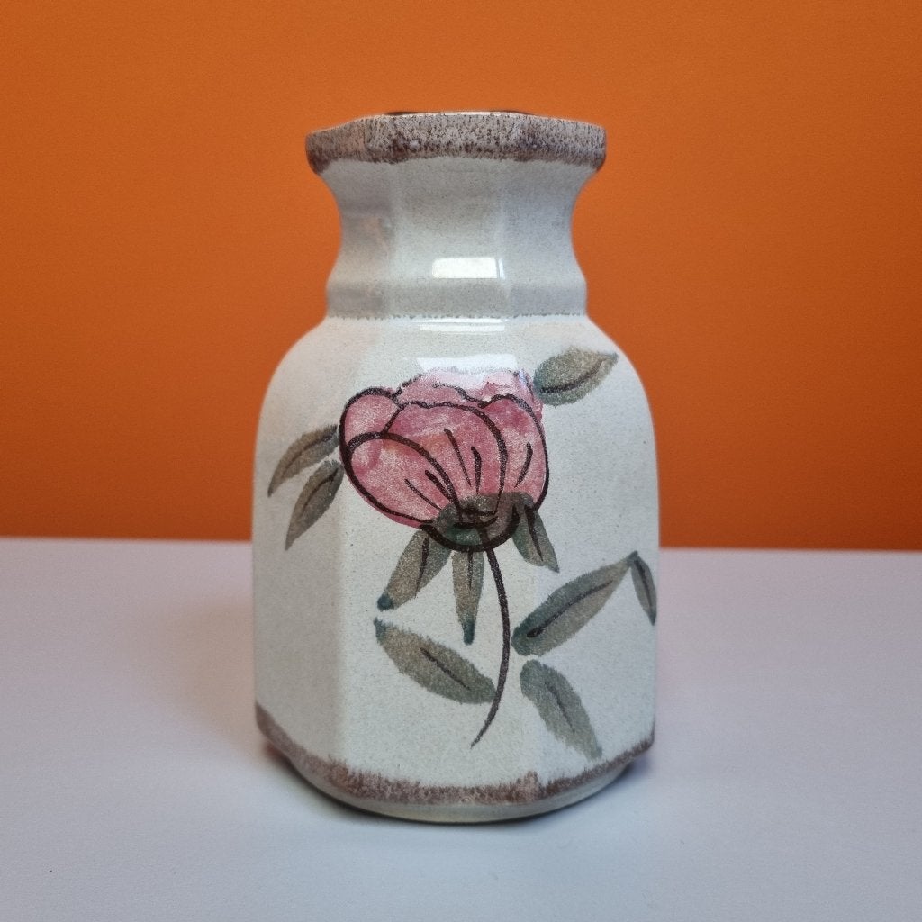 retro vintage keramiek vaasje met bloem Bay West Germany, 14 cm, Zo goed als nieuw, Steen/keramiek, Meerkleurig