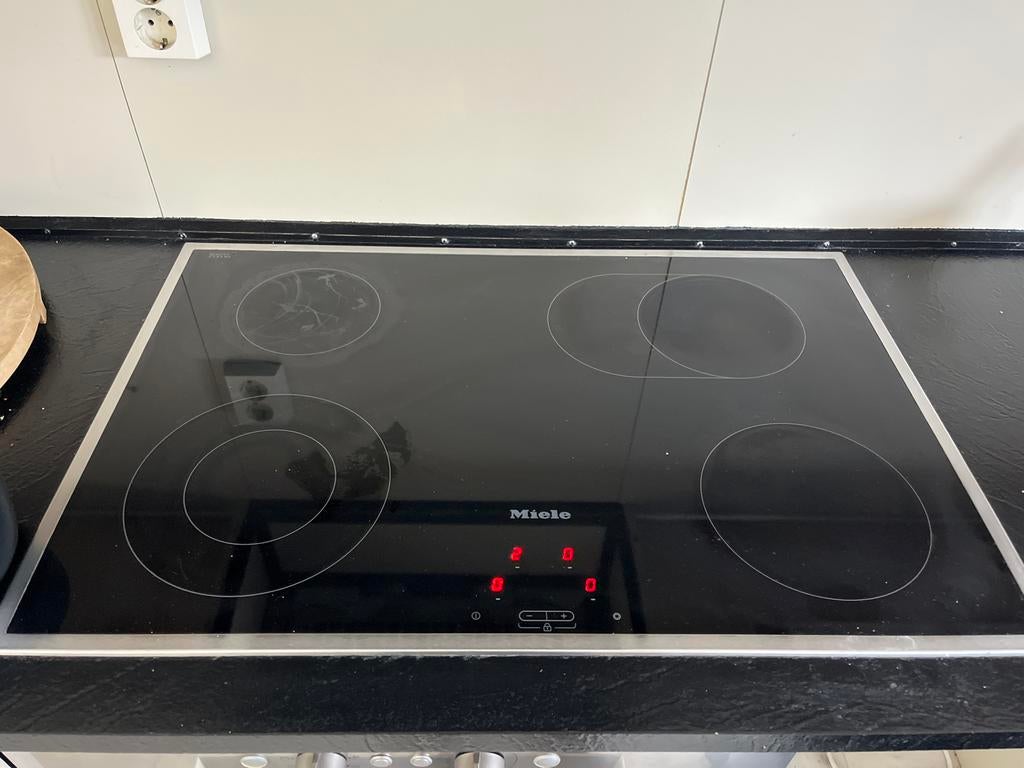 Miele Keramische Kookplaat - 50,2x76,3x4,5 cm, Witgoed en Apparatuur, Kookplaten, Ophalen, Gebruikt, Keramisch, 4 kookzones