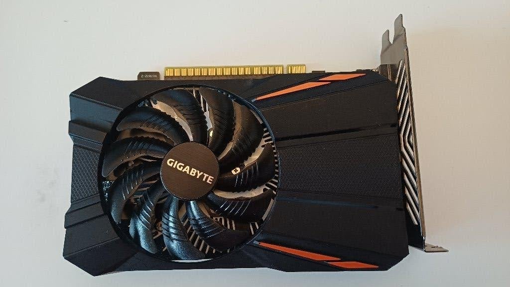 Gigabyte 1050 GTX GPU, PCI-Express 3, Gebruikt, HDMI, Ophalen of Verzenden