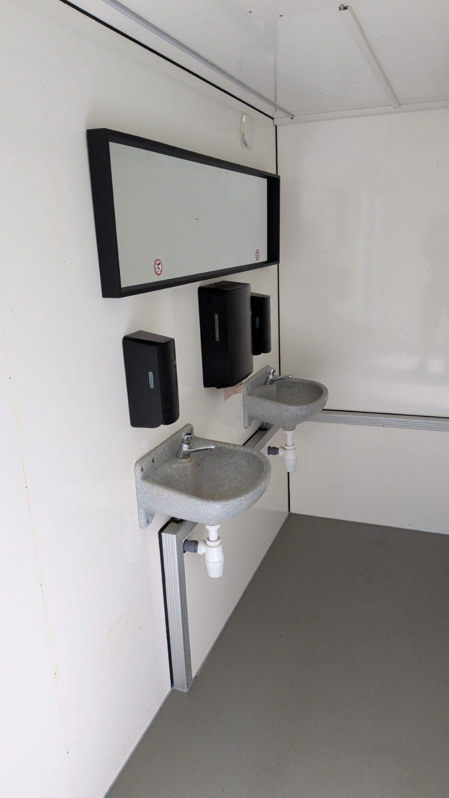 Toiletwagen te huur, Ophalen, Overige