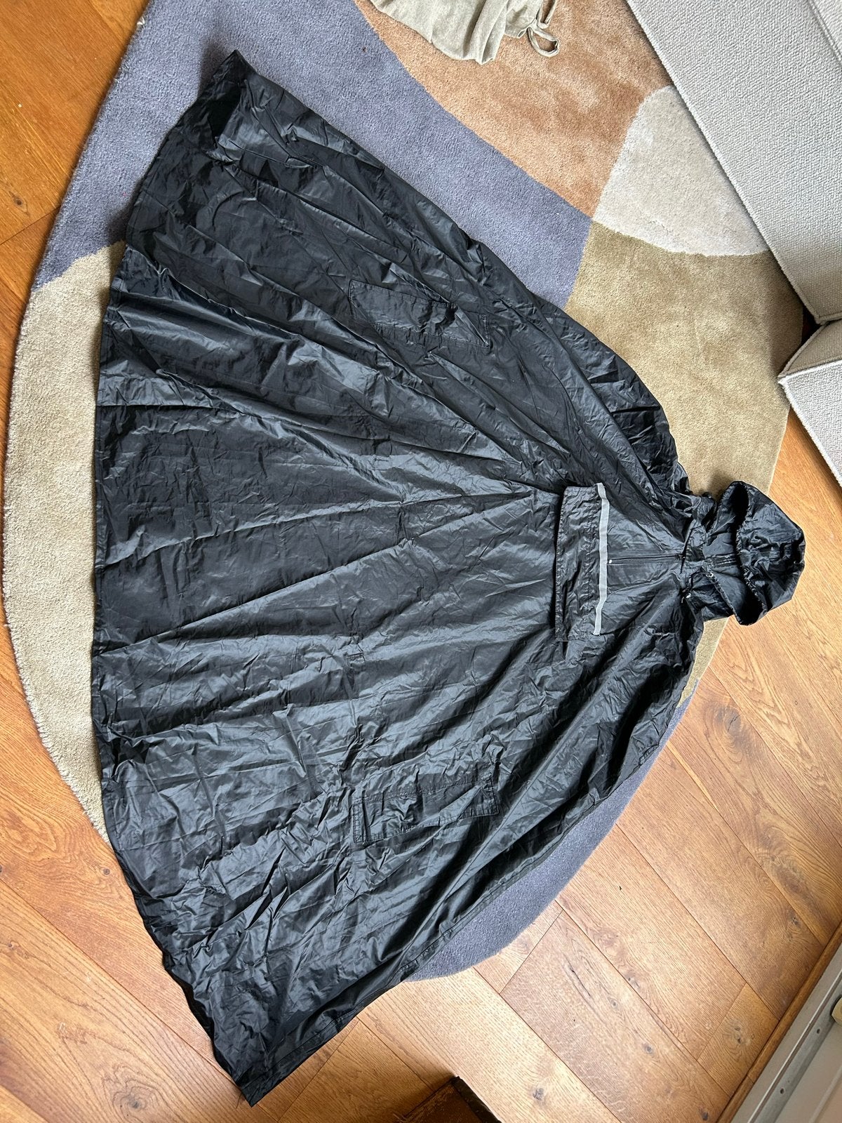 Hema Regenponcho L/XL - Zwart, Ophalen of Verzenden, Zo goed als nieuw, Regenpak, Dames
