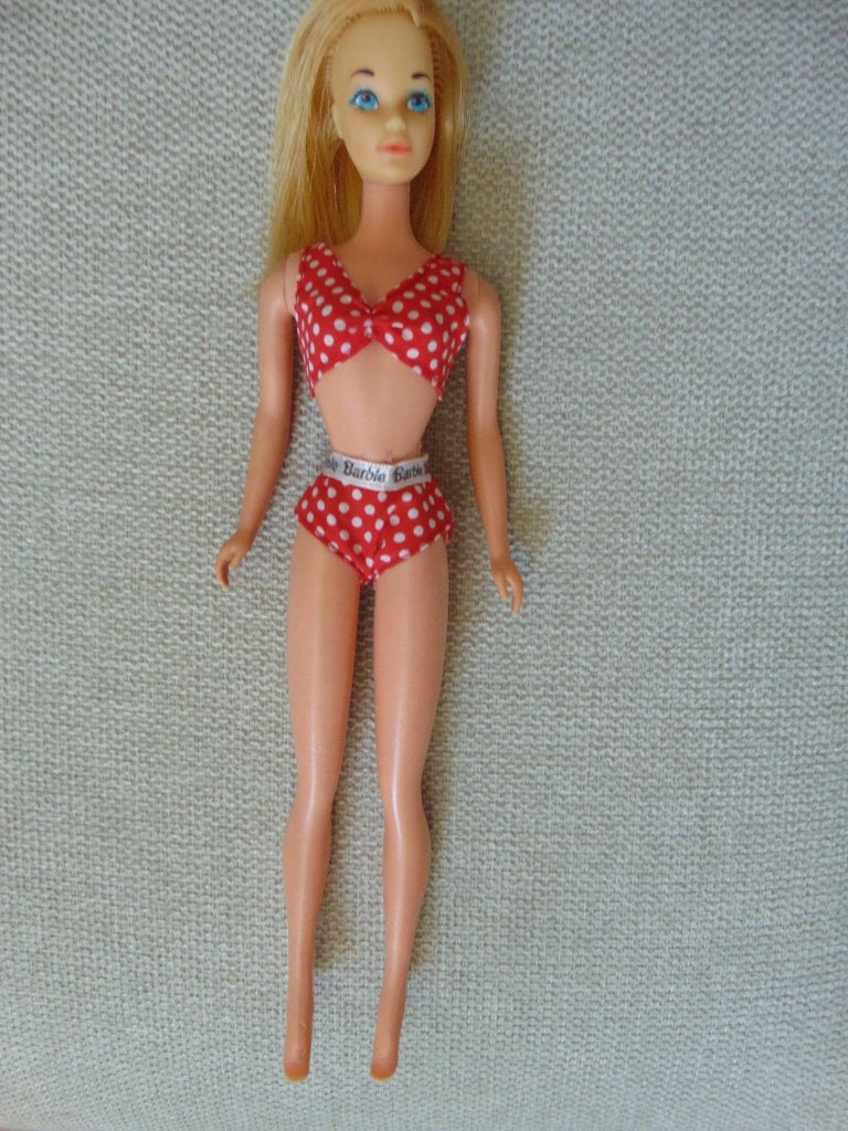Barbie pop uit 1970, in bikini, Verzamelen, Poppen, Ophalen of Verzenden, Gebruikt, Pop