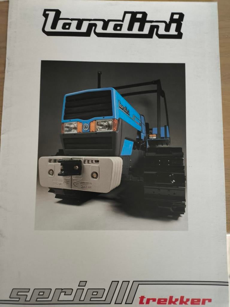 Landini Seriel Folder, Ophalen of Verzenden