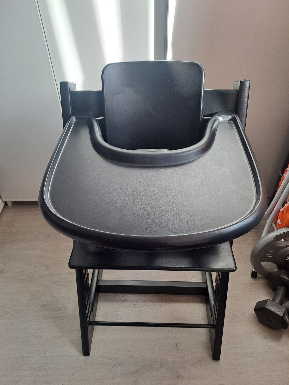 Stokke tripp trapp meegroeistoel zwart, Kinderen en Baby's, Kinderstoelen, Ophalen, Zo goed als nieuw, Meegroeistoel