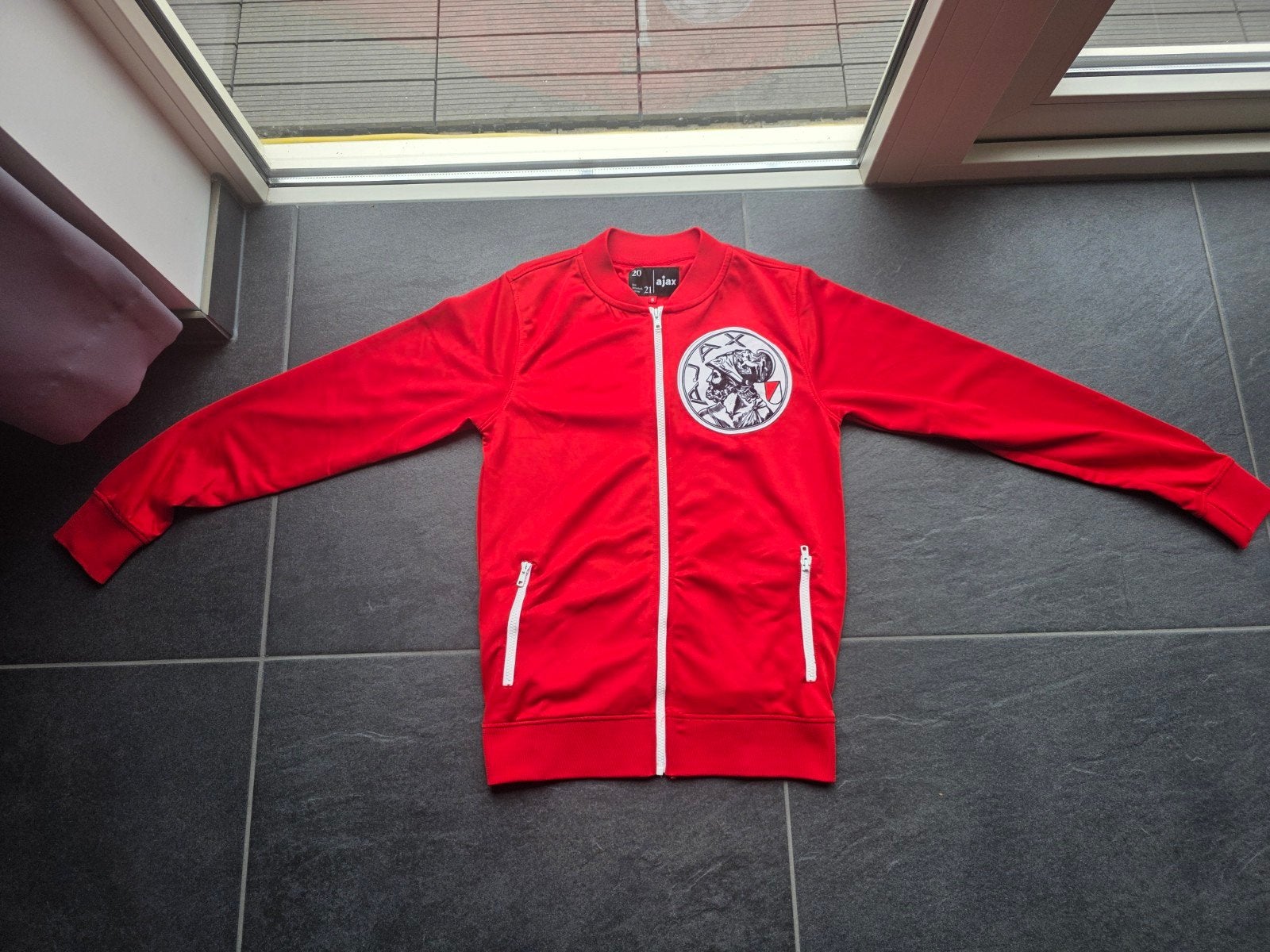 Ajax vest en T-shirt maat S, Ophalen of Verzenden