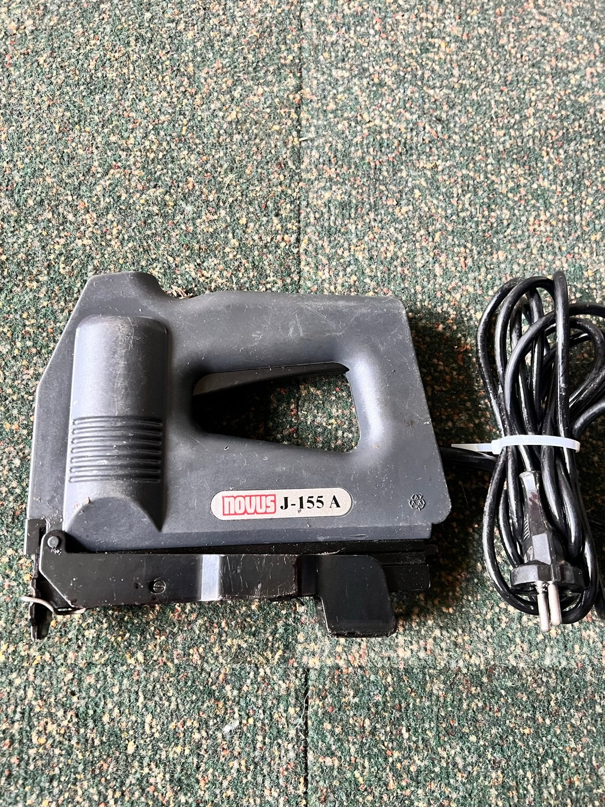 Novus J-155A Tacker - Elektrische nietpistool 100%, Ophalen of Verzenden