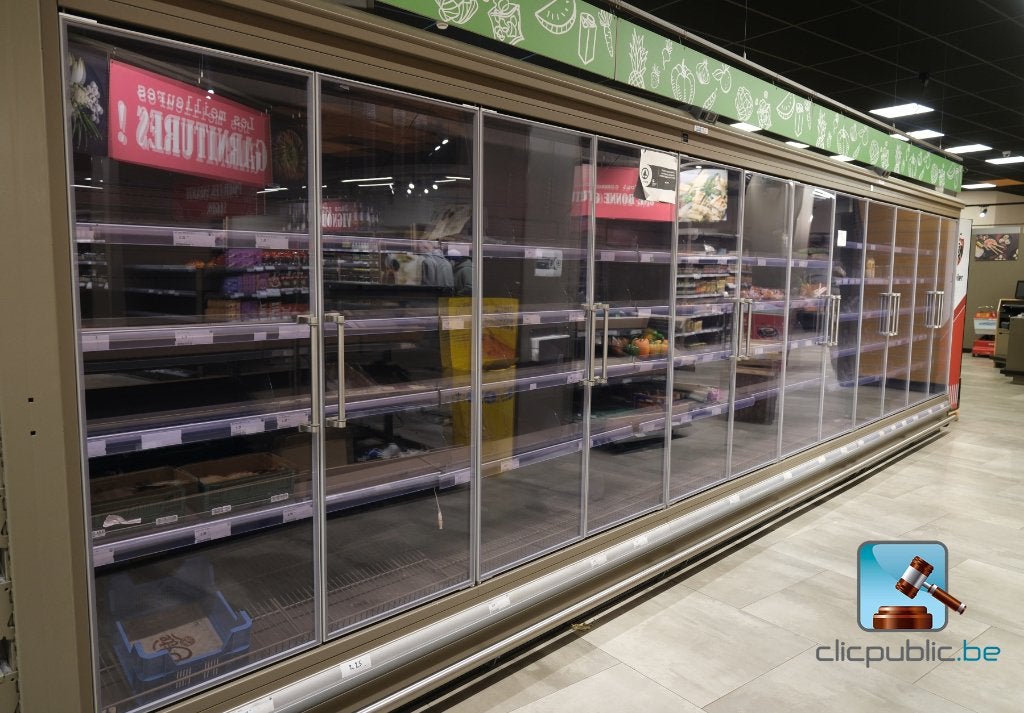 DE RIGO wandkoeling 7,6 m met glazen deuren, Zakelijke goederen, Horeca | Keukenapparatuur, Ophalen, Gebruikt, Koelen en Vriezen