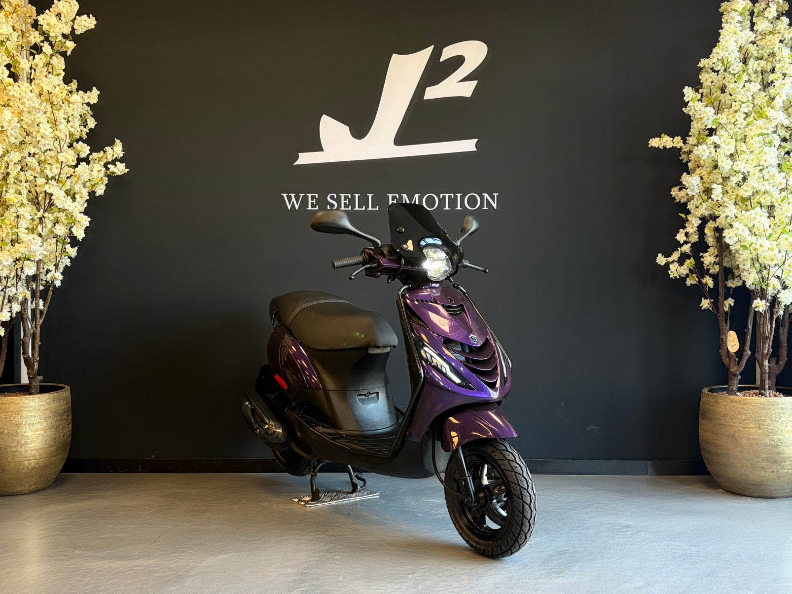 Piaggio Zip | Mystic Purple | Brom | 2018 | 14.550 km