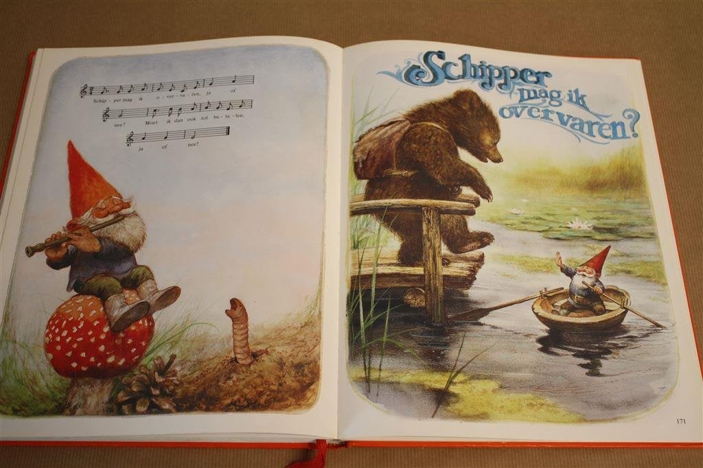 Kabouter kinderversjes. Rien Poortvliet., Boeken, Prentenboeken en Plaatjesalbums, Ophalen of Verzenden, Gelezen