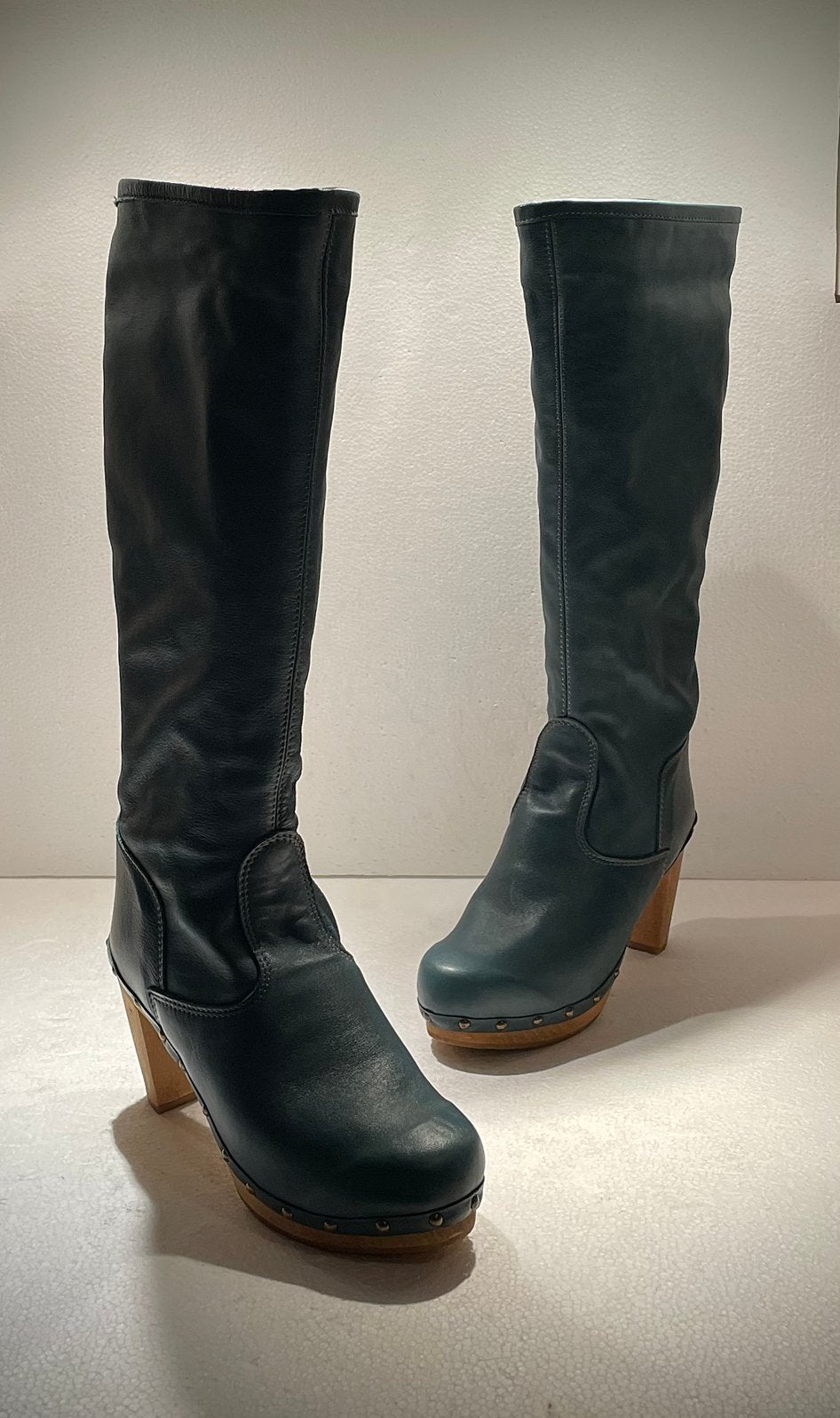 Sanita Anthropologie klomp laarzen boots 41 leer blauw groen, Kleding | Dames, Schoenen, Ophalen of Verzenden, Groen, Hoge laarzen
