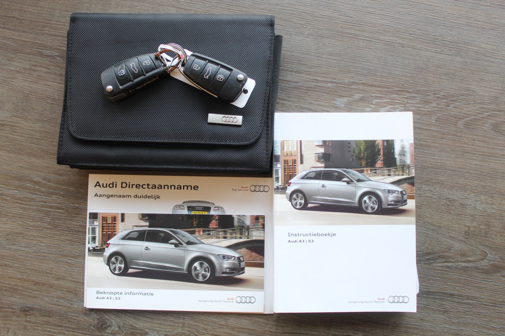 Audi A3 Limousine 1.4 TFSI CoD NL auto/Automaat/Lederen bekl, Auto's, 12 maanden, Gebruikt, 4 cilinders, Wit