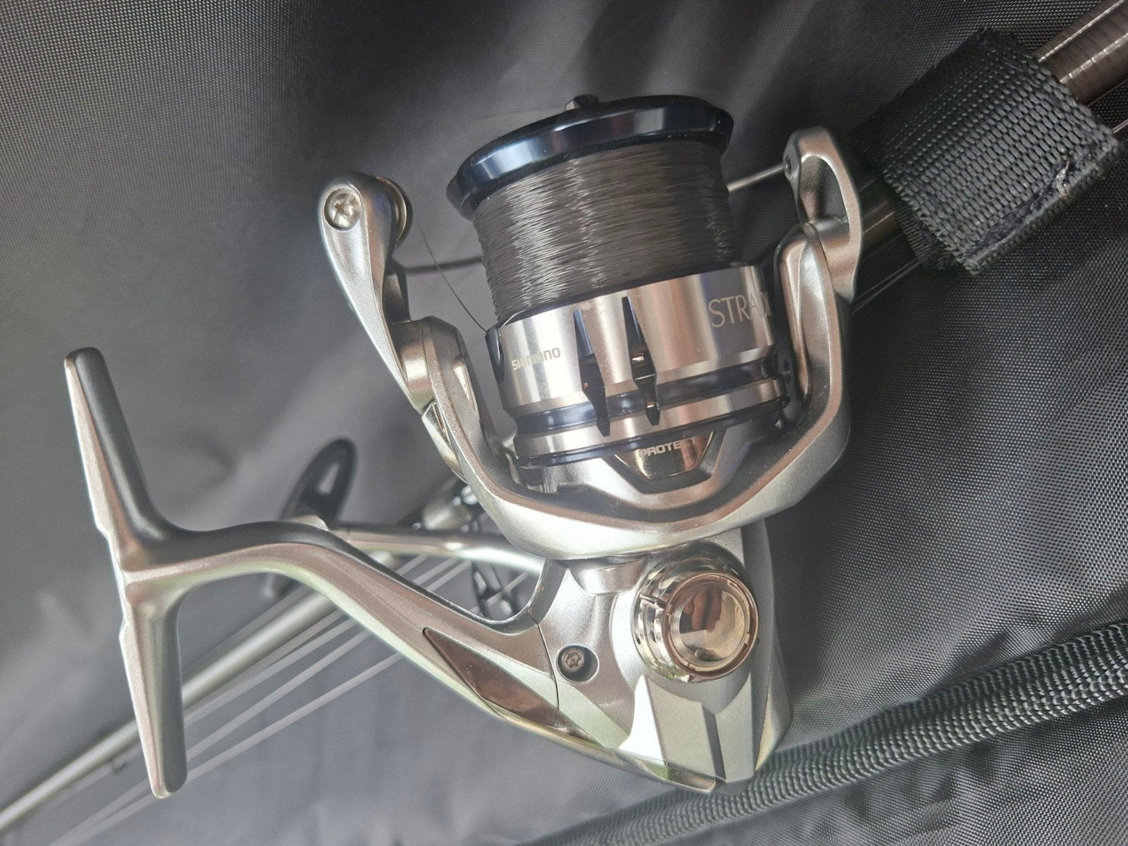 Shimano Stradic FL2500, FL3000, Watersport en Boten, Hengelsport | Roofvissen, Ophalen of Verzenden, Zo goed als nieuw, Molen