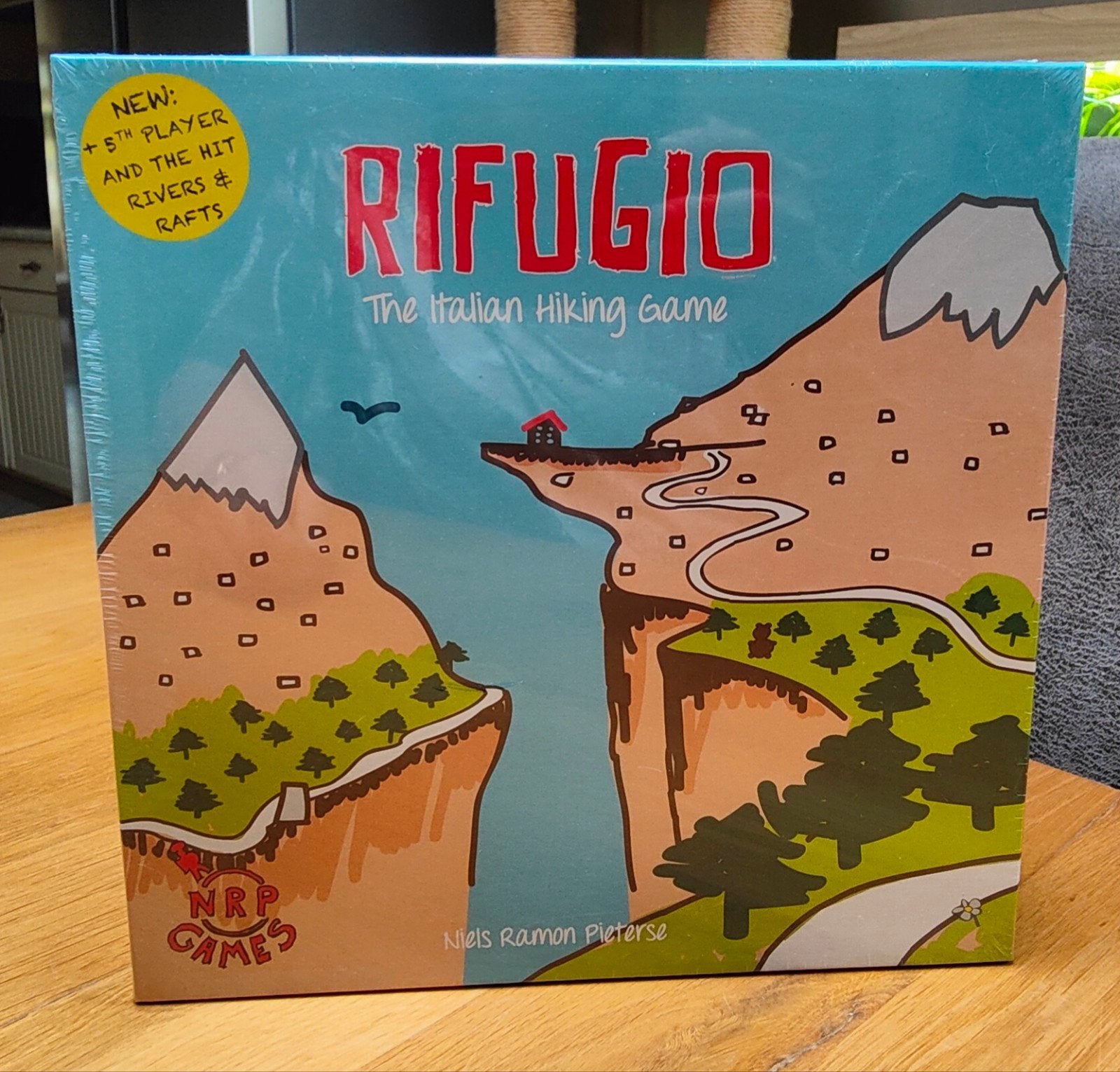 Rifugio: The Italian Hiking Game - Nieuw in verpakking, Een of twee spelers, Ophalen of Verzenden, Nieuw, NRP Games