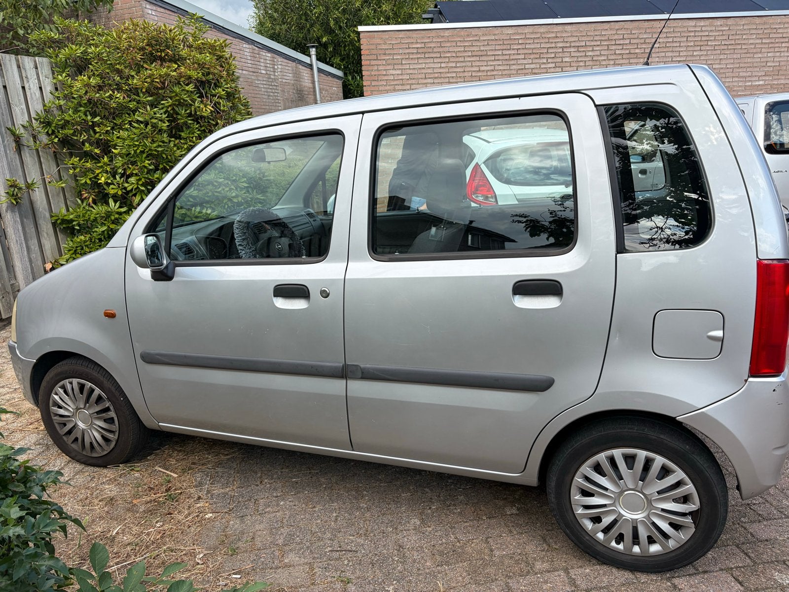 Opel Agila 1.2 I 16V 2000 Grijs, Auto's, Opel, Voorwielaandrijving, 15 km/l, 4 stoelen, Origineel Nederlands