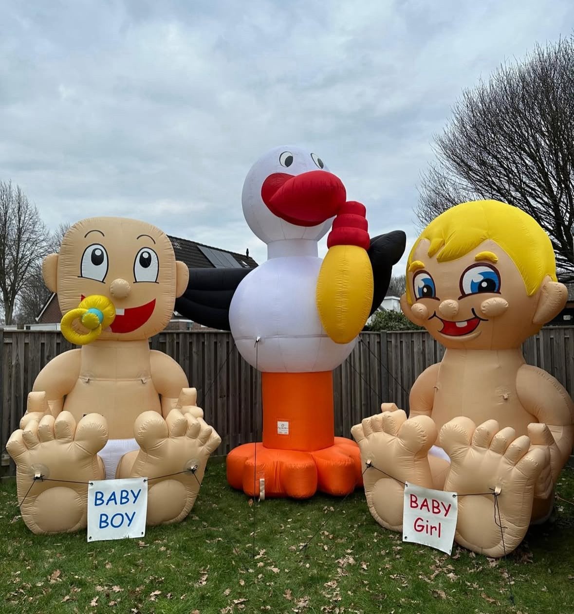 Geboorte poppen te huur FUNLUCHT Beilen 0613808090, Ophalen, Zo goed als nieuw, Geboorte of Huwelijk