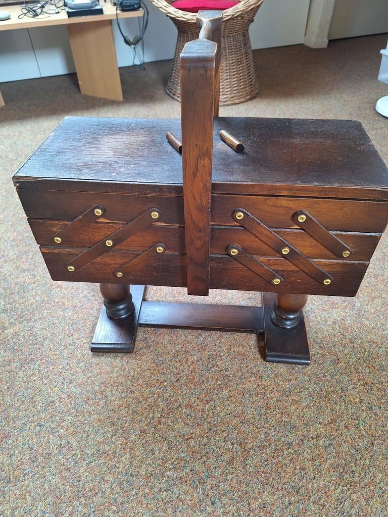 Vintage naaidoos, Antiek en Kunst, Ophalen of Verzenden