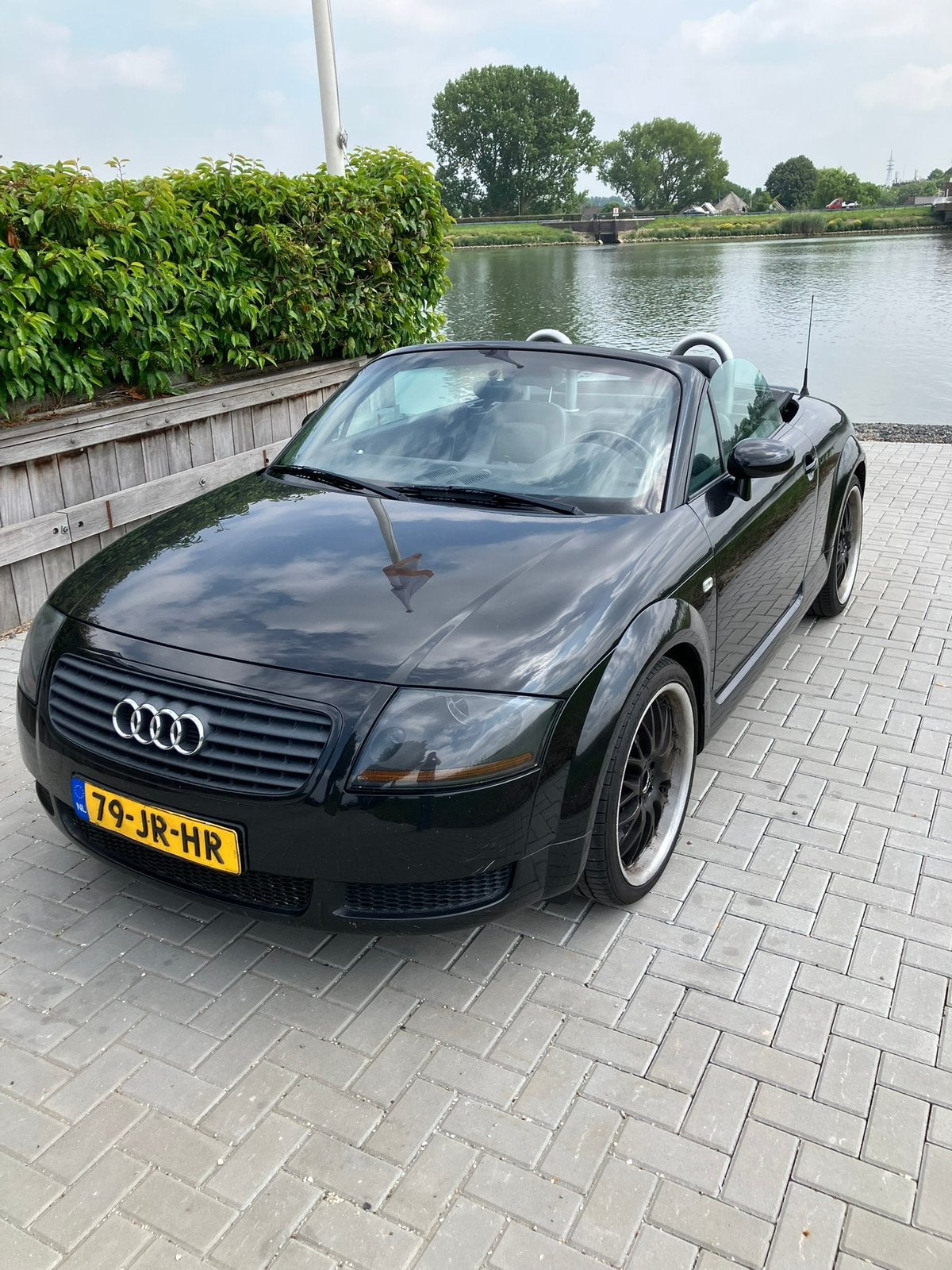Audi TT 1.8 T Roadster 132KW 2002 Zwart, Auto's, Voorwielaandrijving, TT, 4 cilinders, Cabriolet