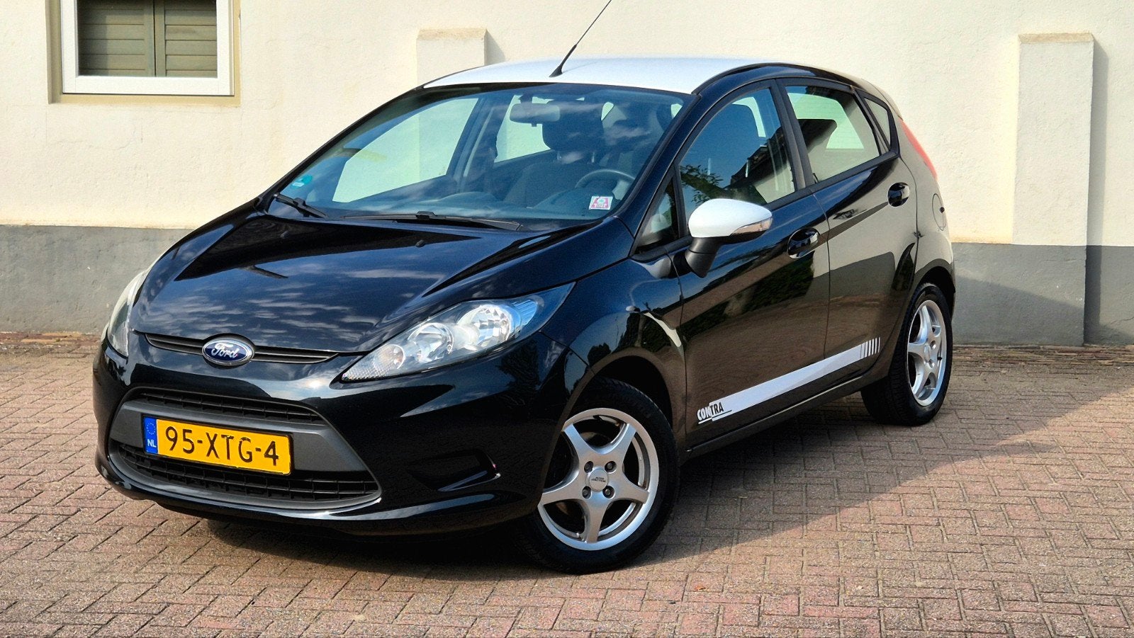 Ford Fiësta 1.25 44KW 5DR 2012 Zwart/Inruil mogelijk/Trekhaa, Auto's, Voorwielaandrijving, Stof, 40 €/maand, 4 cilinders