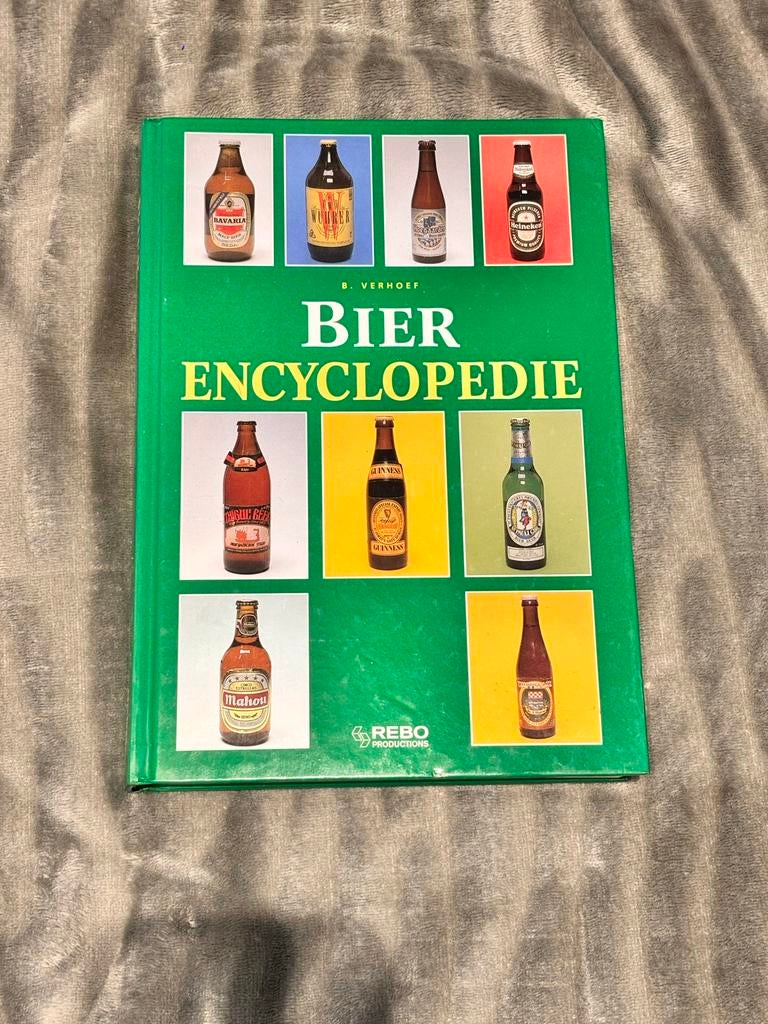 Bier Encyclopedie - B. Verhoef, Verzamelen, Biermerken, Gebruikt, Overige typen, Overige merken, Ophalen of Verzenden