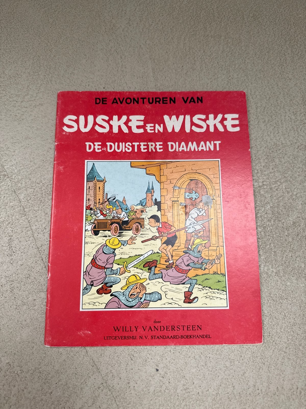 Suske en Wiske - De Duistere Diamant (Rode Reeks), Eén stripboek, Ophalen, Gelezen
