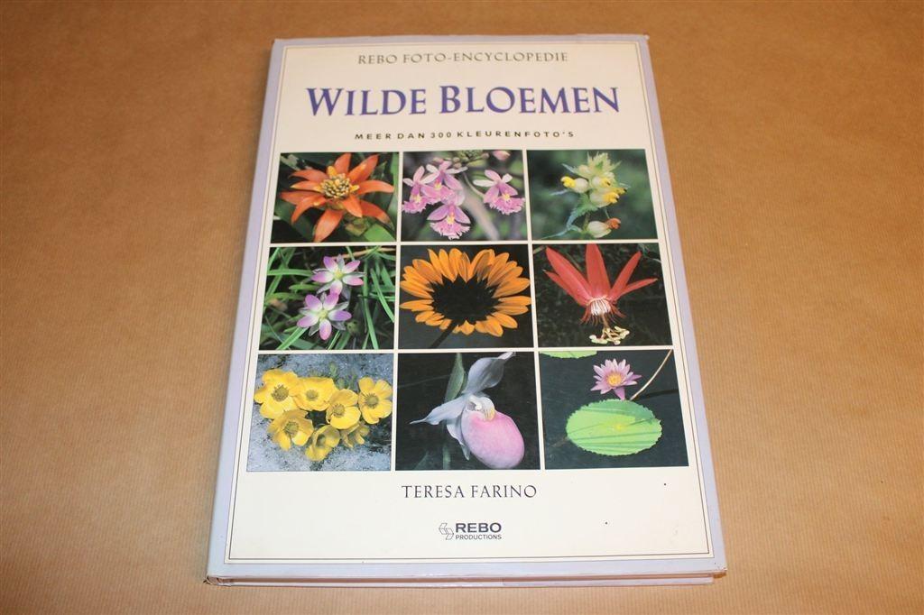 Wilde Bloemen — Rebo Foto-encyclopedie, Ophalen of Verzenden, Gelezen, Bloemen, Planten en Bomen