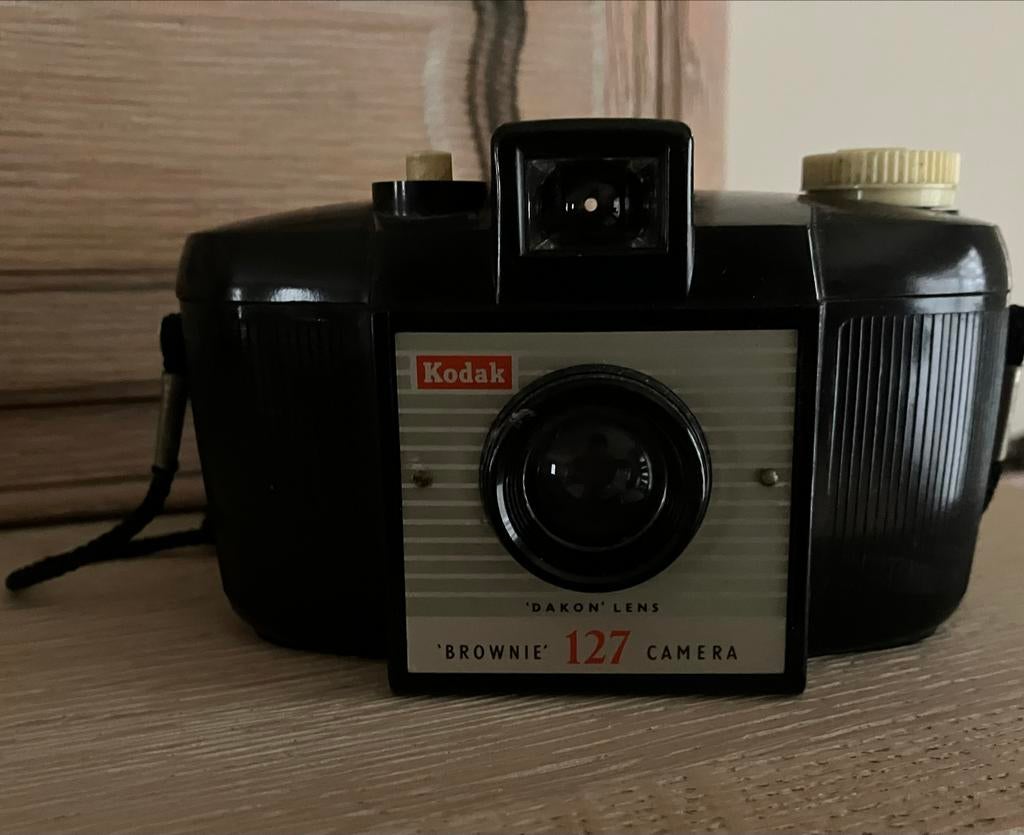 Vintage Kodak Brownie 127 Analoog Fototoestel, Ophalen of Verzenden, Gebruikt, Compact, Kodak