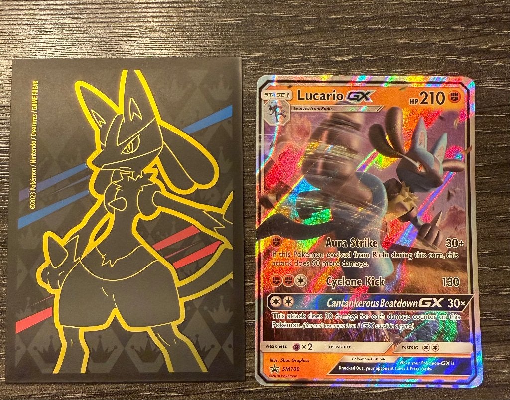 Lucario GX SM100 Promo, Ophalen of Verzenden, Zo goed als nieuw, Losse kaart, Foil