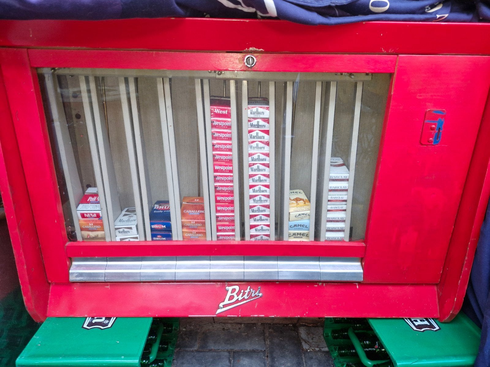Vintage Sigarettenautomaat - Bitri, Ophalen of Verzenden, Gebruikt